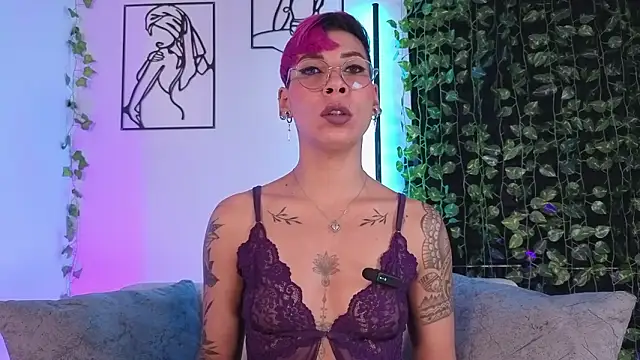 MiaMorgan  online show from February 12, 2:08 pm