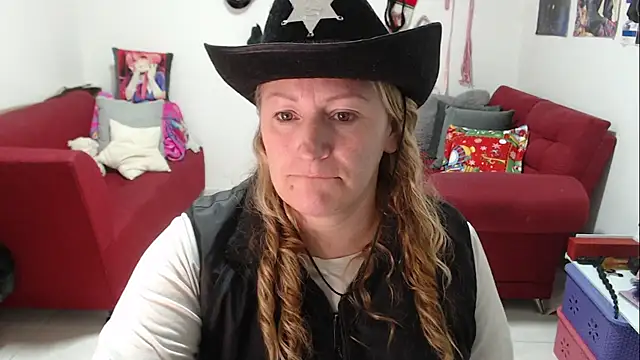 emperabigbootybigass online show from December 3, 12:40 pm