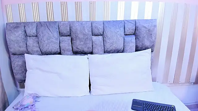 nova lane online show from March 28, 7:35 pm