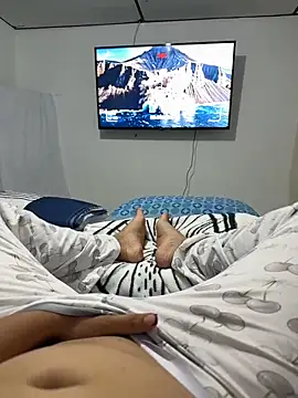 ANYLU19 online show from April 25, 4:04 am