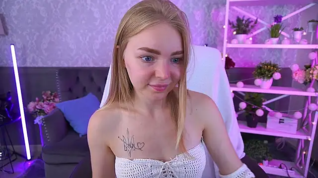 EmilySunshineS online show from September 13, 12:46 pm