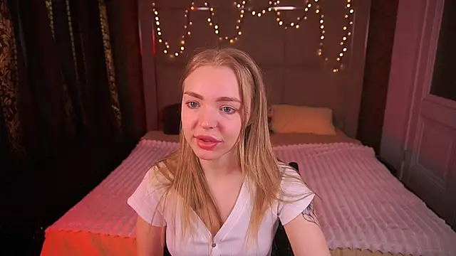 EmilySunshineS online show from June 1, 4:47 am