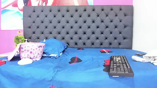 Snapshot of _candy_jade_ chatting on October 10, 12:32 pm candy jade online show from October 10, 12:32 pm