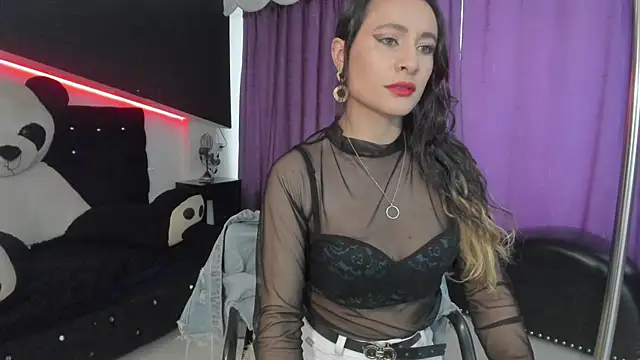 Snapshot of Coral_Gibson chatting on September 18, 1:42 pm Coral Gibson online show from September 18, 1:42 pm