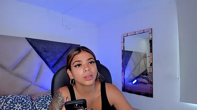 GiaFu online show from February 24, 6:50 pm