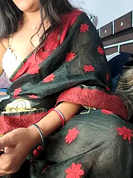 santurmom online show from November 29, 6:01 pm