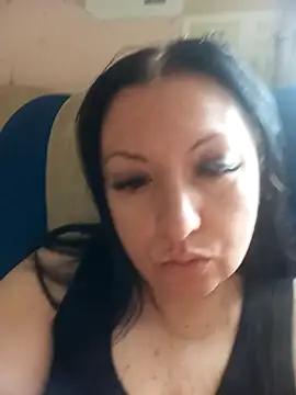 Veronica-Celie online show from April 13, 7:20 am