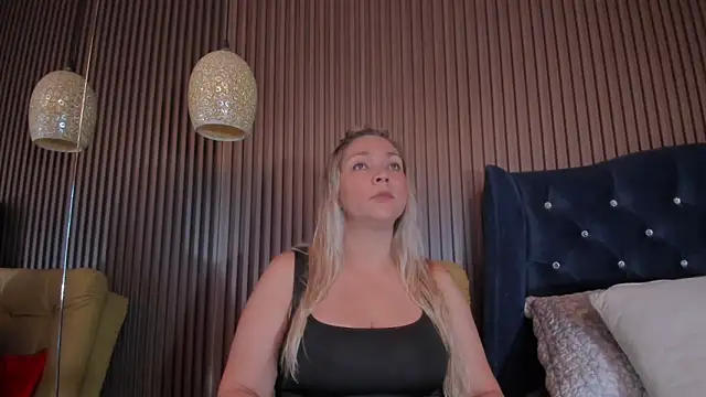 MalorySweet online show from February 20, 11:56 am