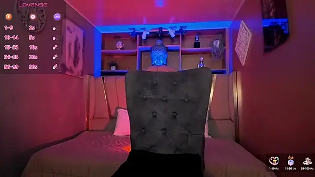 Lucy Williiams online show from October 6, 12:00 pm