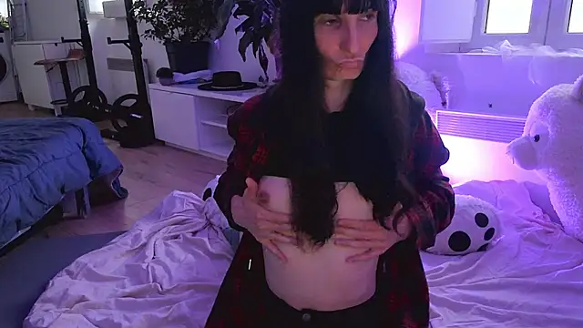 CeriseLapine online show from April 13, 6:09 pm