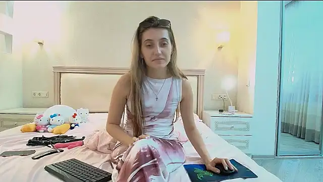 Iren online show from November 5, 2:44 pm