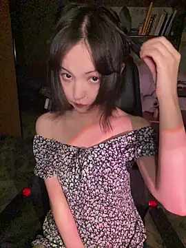 lalallalalaa- online show from February 25, 2:59 pm