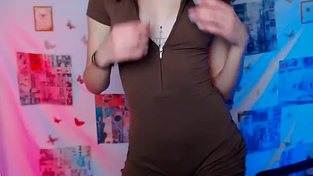  SusieSu  online show from July 2, 4:07 am