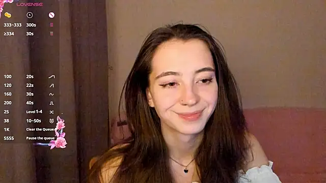 EvaBradley online show from December 5, 6:53 pm