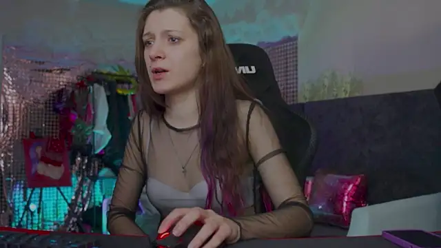 Kathleen Meow online show from January 14, 7:46 am