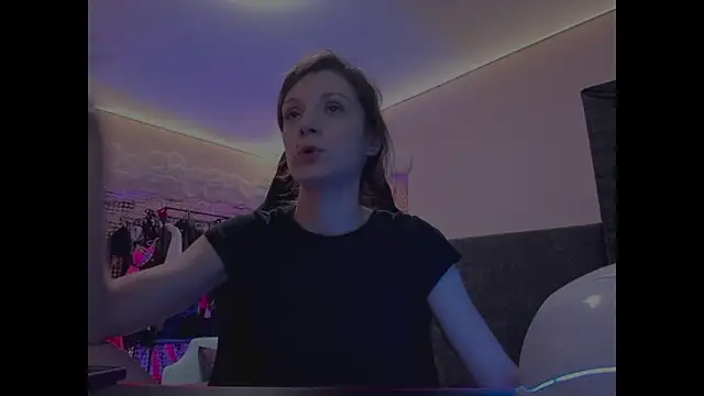 Kathleen Meow online show from November 16, 4:40 pm