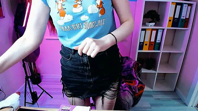 CarolGiggly online show from September 20, 7:28 am