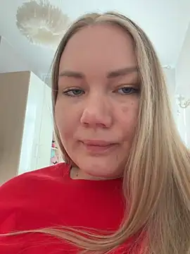 LianaCruz   online show from April 1, 11:33 am