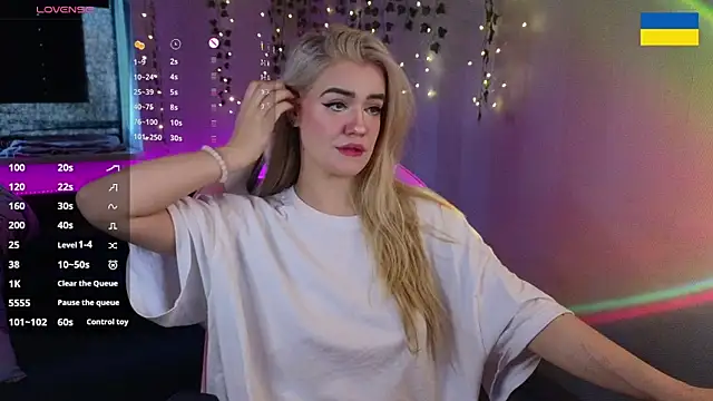 RedVelveten online show from September 27, 5:36 am