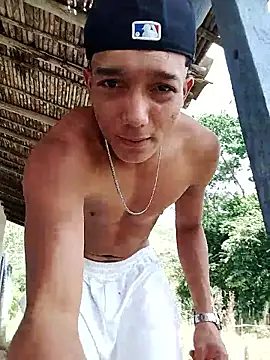 tayson  online show from June 22, 6:38 pm