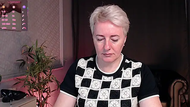 Nika Smit online show from July 17, 5:23 am