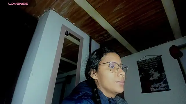 Snapshot of Nenita_Hot_ chatting on October 5, 7:13 am Nenita Hot  online show from October 5, 7:13 am