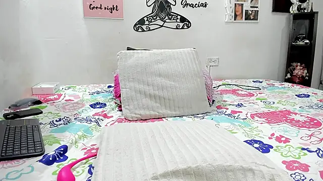 barbaara   online show from September 23, 4:27 pm