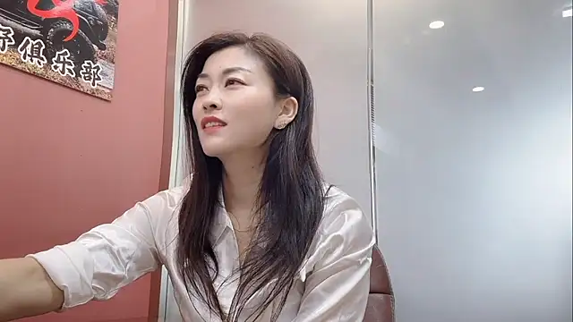 Maneki-nekoo online show from October 7, 7:35 am