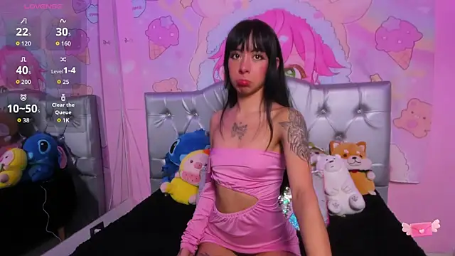 hanniiee  online show from September 20, 1:53 pm