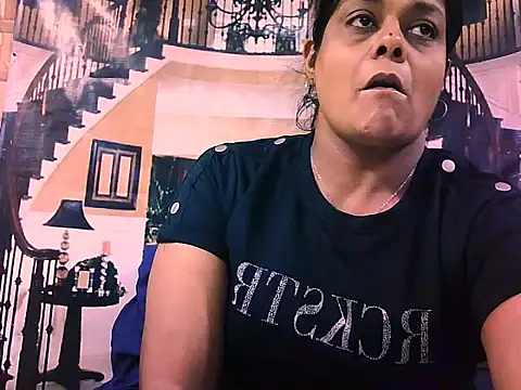 indianCherryPie online show from January 15, 5:41 pm