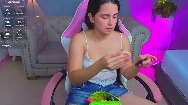 angelica dymond online show from December 1, 12:30 pm