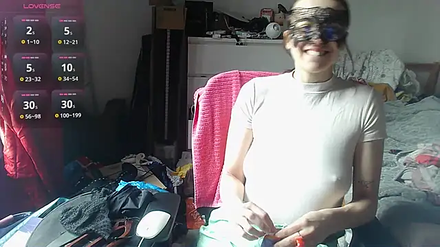 PearMaki online show from March 29, 4:50 pm