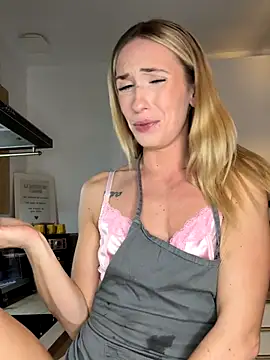 lola tentatiion online show from October 2, 7:41 pm