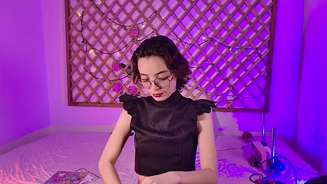 anietorres online show from December 1, 11:51 pm