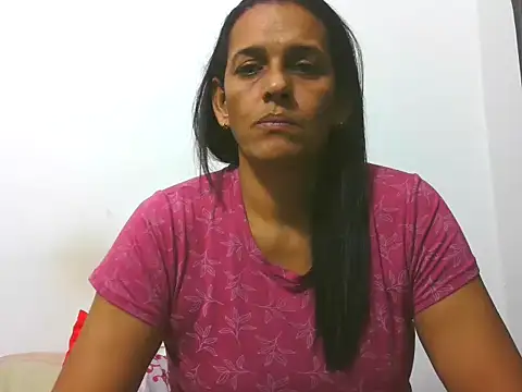 latinbrunettet online show from February 25, 1:20 pm