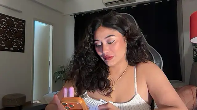 GoddessAnna online show from April 14, 5:13 pm