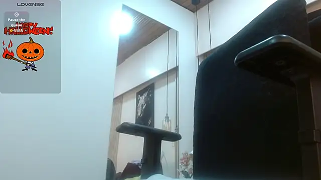 virtual charm online show from October 20, 1:47 pm