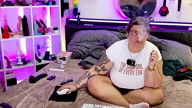 SunshineLexi online show from February 1, 7:12 pm