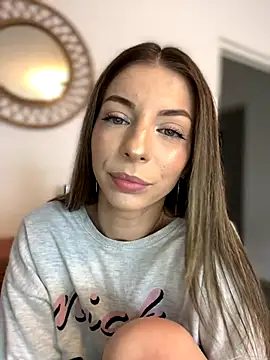 Mia Ethan online show from October 11, 10:20 am