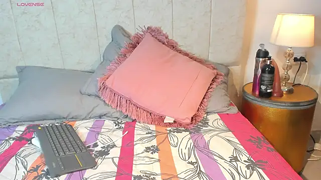  maria foxx  online show from March 27, 5:02 pm