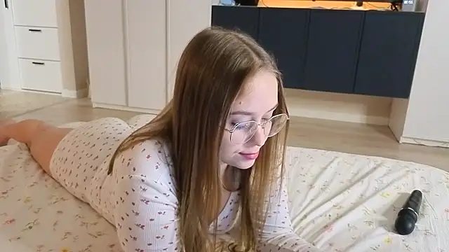 endlesssoffi online show from November 29, 7:40 pm