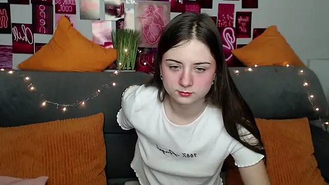 MilanaRoza online show from October 31, 6:04 am