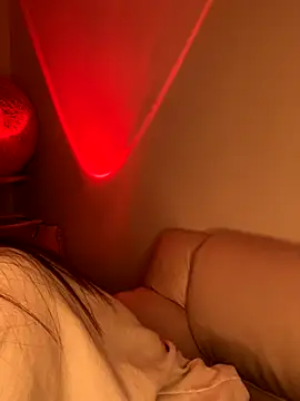 Im Valen Cute online show from December 2, 4:14 am