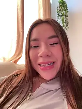 Im Valen Cute online show from March 9, 7:39 pm