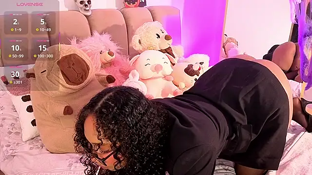 Snapshot of Amber__Sanchez chatting on October 15, 1:30 am Amber  Sanchez online show from October 15, 1:30 am