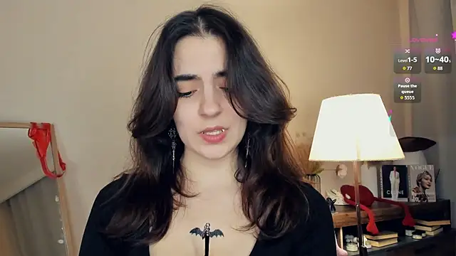 DracosMoon online show from November 1, 7:23 am