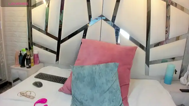 Just Gissellex online show from July 12, 2:34 am