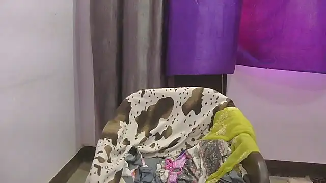 Snapshot of cutie-taara chatting on September 15, 5:38 am cutie-taara online show from September 15, 5:38 am