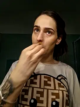 perla97 online show from February 3, 5:17 pm