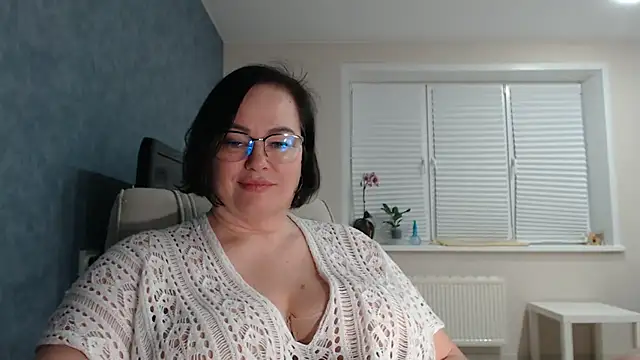 Nora Star online show from October 25, 7:54 pm